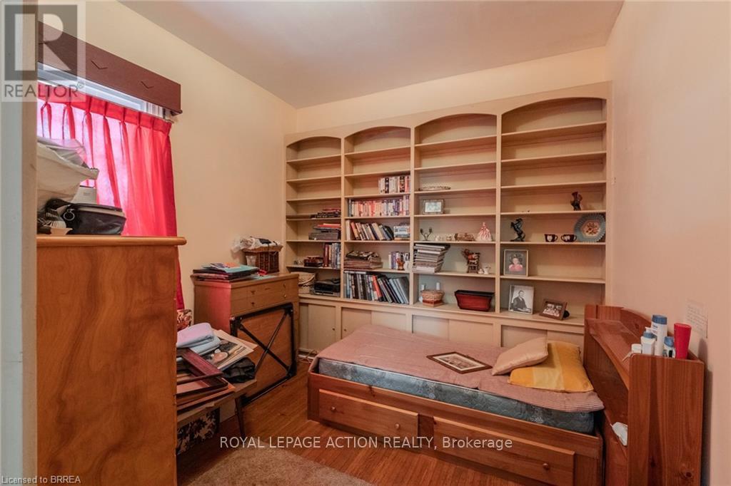 17 Hawarden Avenue, Brantford, Ontario  N3T 4H2 - Photo 21 - X12638162