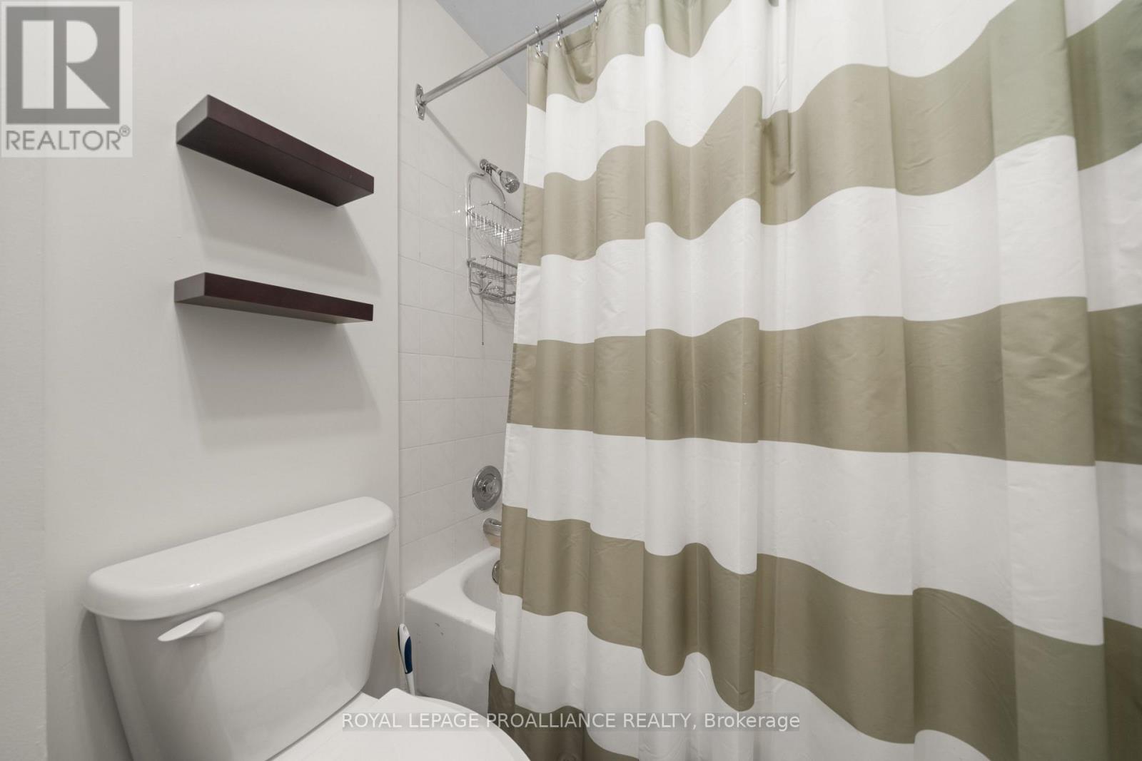 5 - 9 Progress Avenue, Belleville, Ontario  K8P 4Z3 - Photo 30 - X12638218