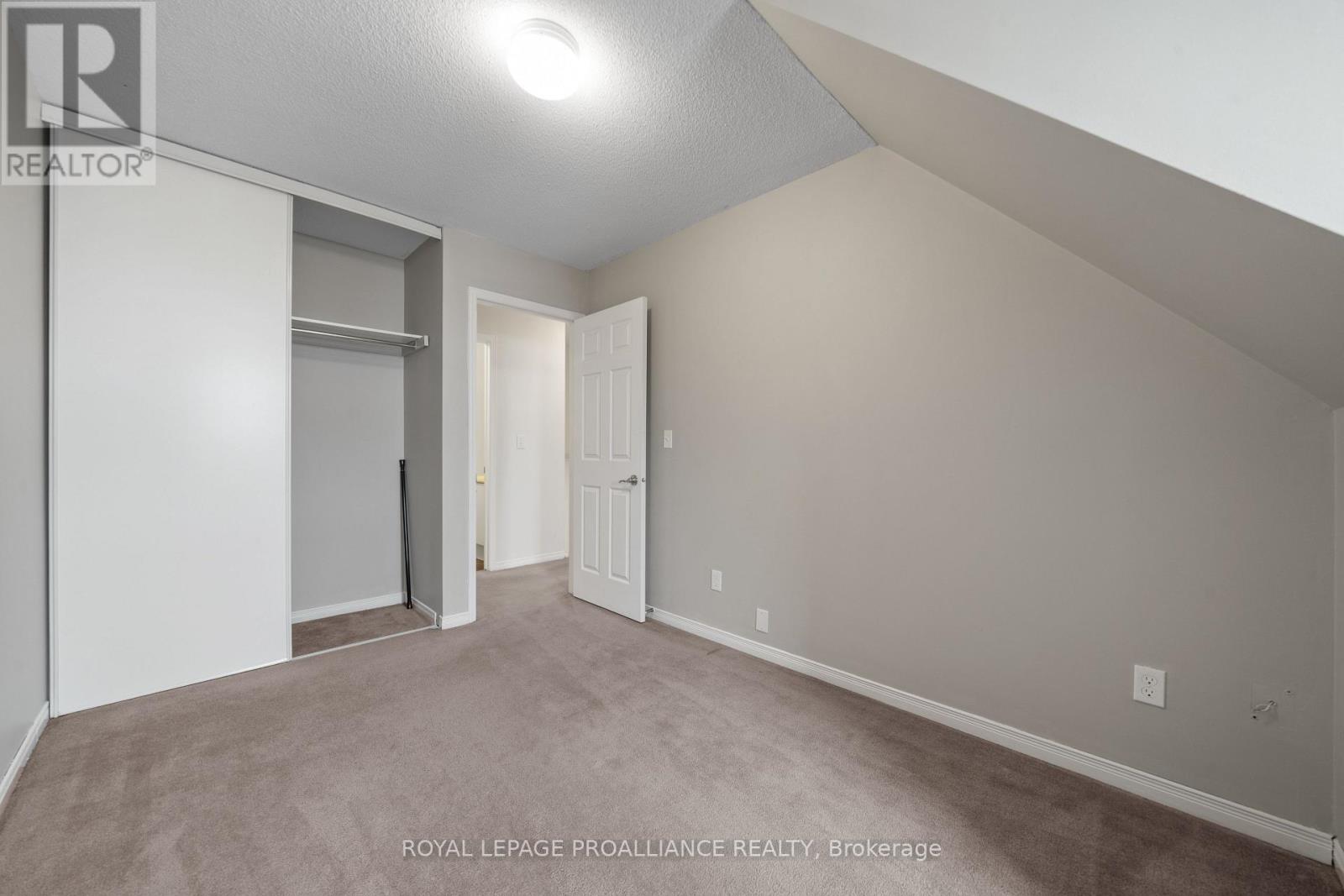 5 - 9 Progress Avenue, Belleville, Ontario  K8P 4Z3 - Photo 32 - X12638218