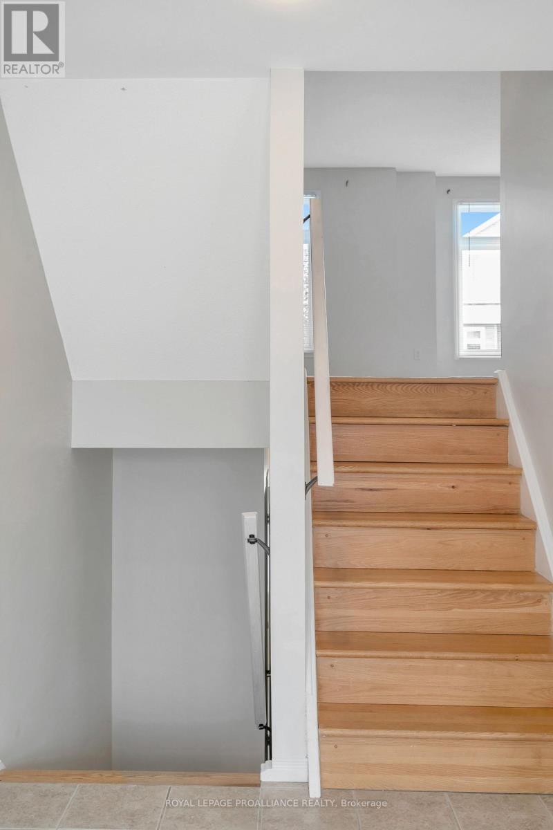 5 - 9 Progress Avenue, Belleville, Ontario  K8P 4Z3 - Photo 7 - X12638218