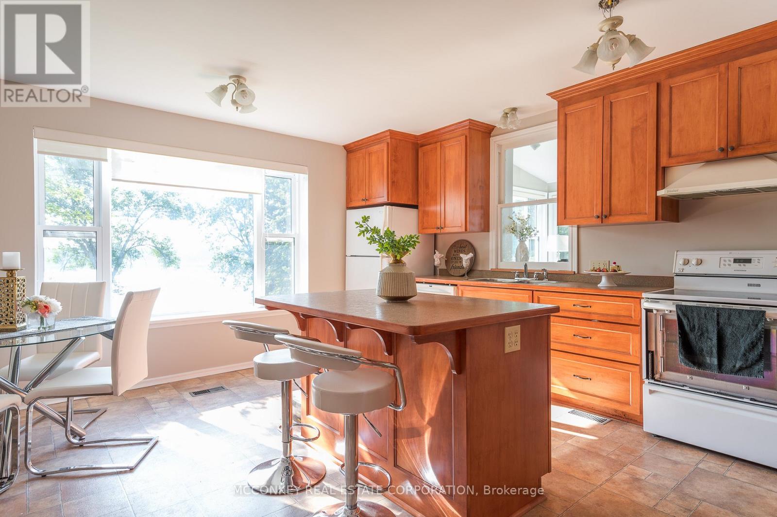 1767 Young's Point Road, Selwyn, Ontario  K0L 2H0 - Photo 29 - X12638280