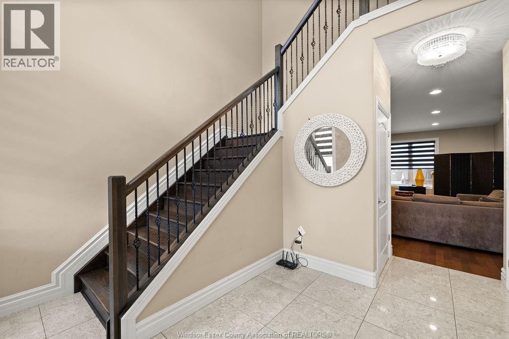 3000 Mcrobbie Crescent, Windsor, Ontario  N8R 0B1 - Photo 6 - 25031761