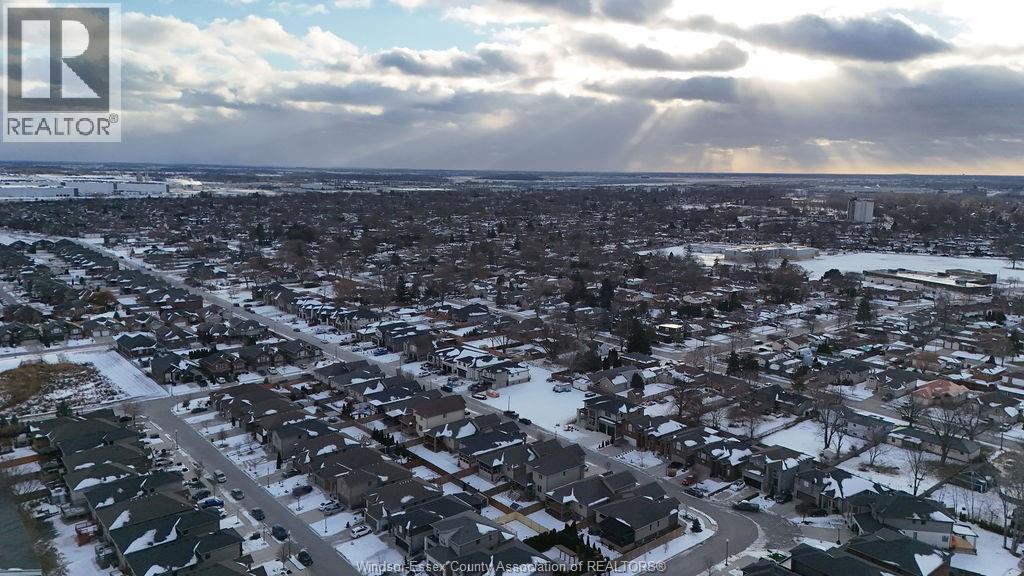 3000 Mcrobbie Crescent, Windsor, Ontario  N8R 0B1 - Photo 39 - 25031761