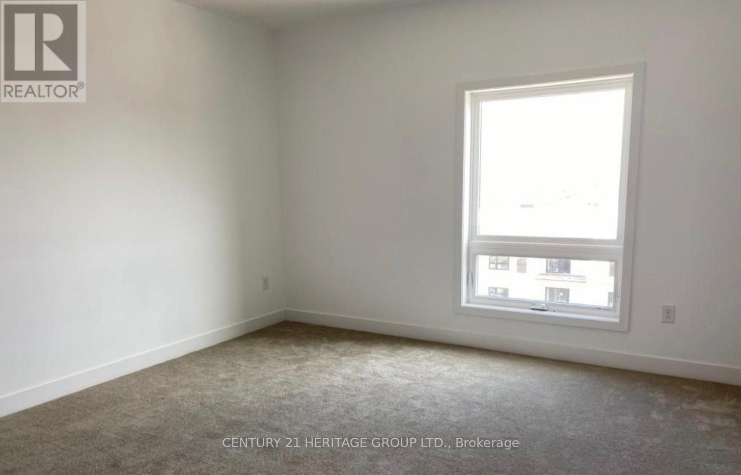 501 - 4 Spice Way, Barrie, Ontario  M9J 0M2 - Photo 10 - S12635406