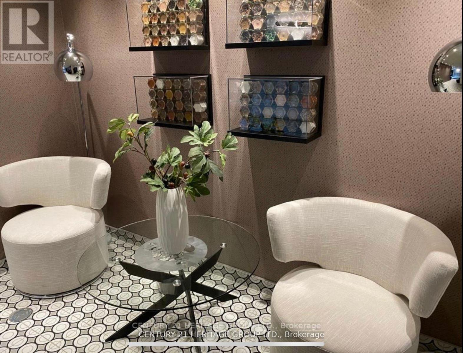 501 - 4 Spice Way, Barrie, Ontario  M9J 0M2 - Photo 3 - S12635406