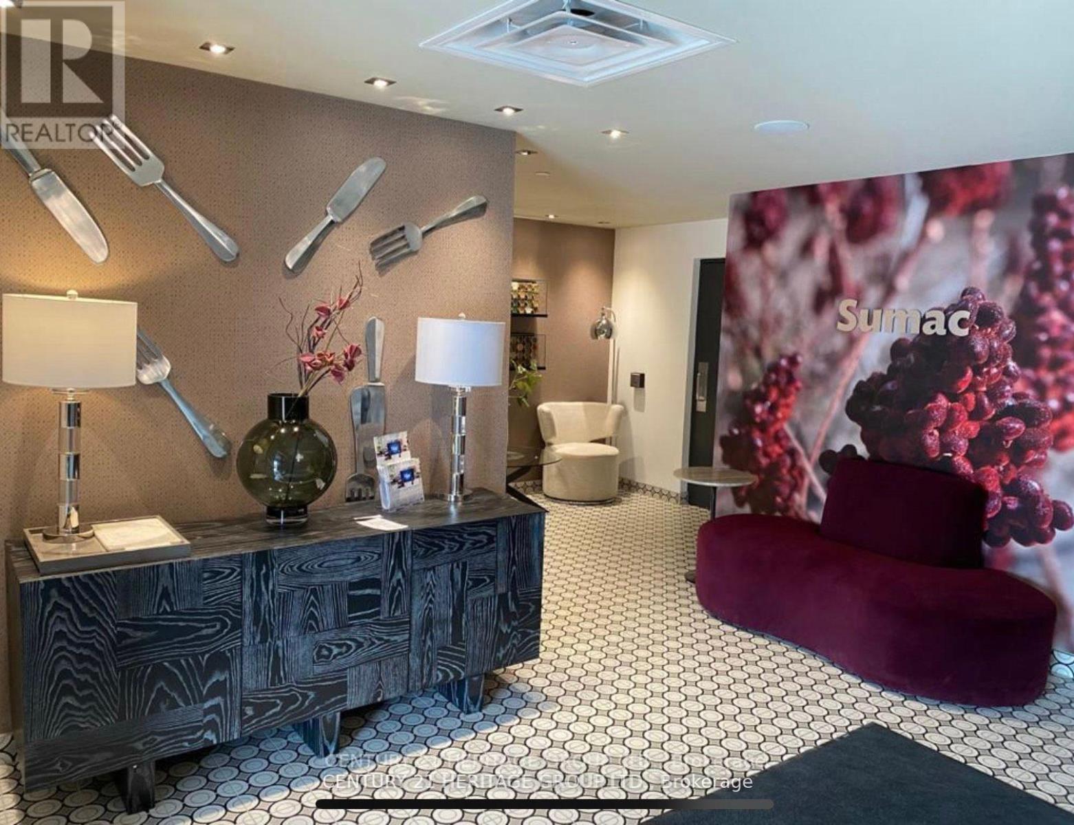 501 - 4 Spice Way, Barrie, Ontario  M9J 0M2 - Photo 4 - S12635406