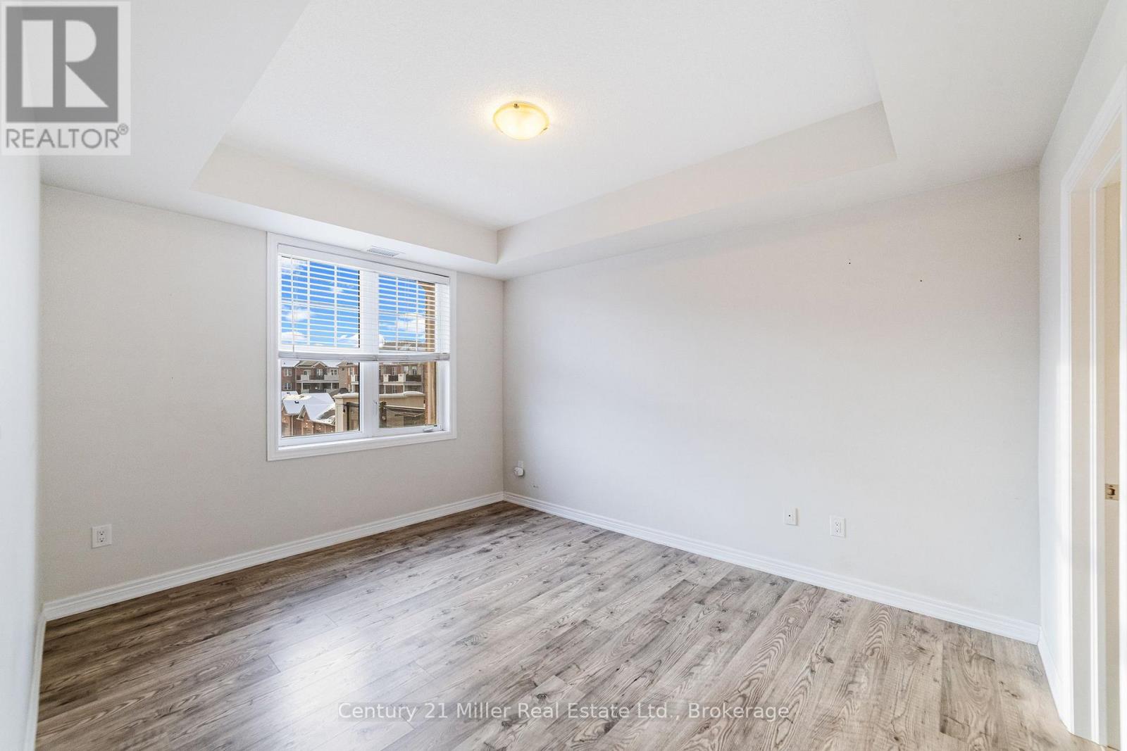 306 - 2326 Taunton Road, Oakville, Ontario  L6H 0L3 - Photo 15 - W12460010