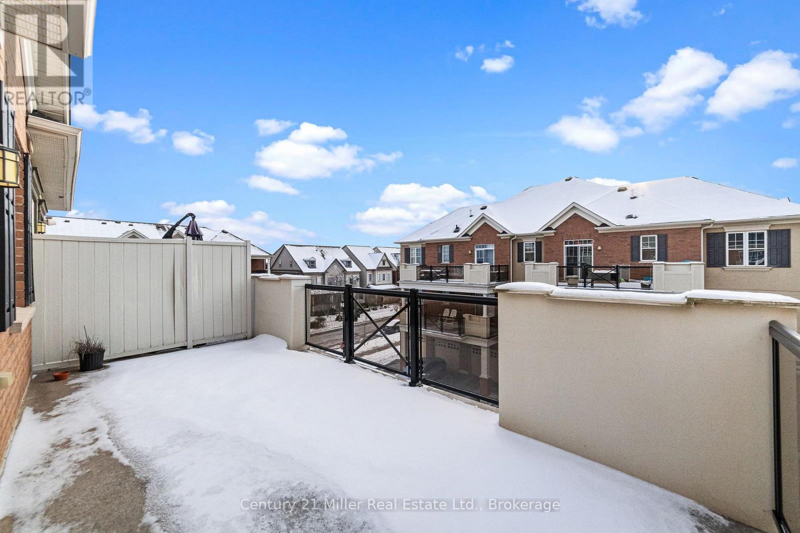 306 - 2326 Taunton Road, Oakville, Ontario  L6H 0L3 - Photo 11 - W12460010