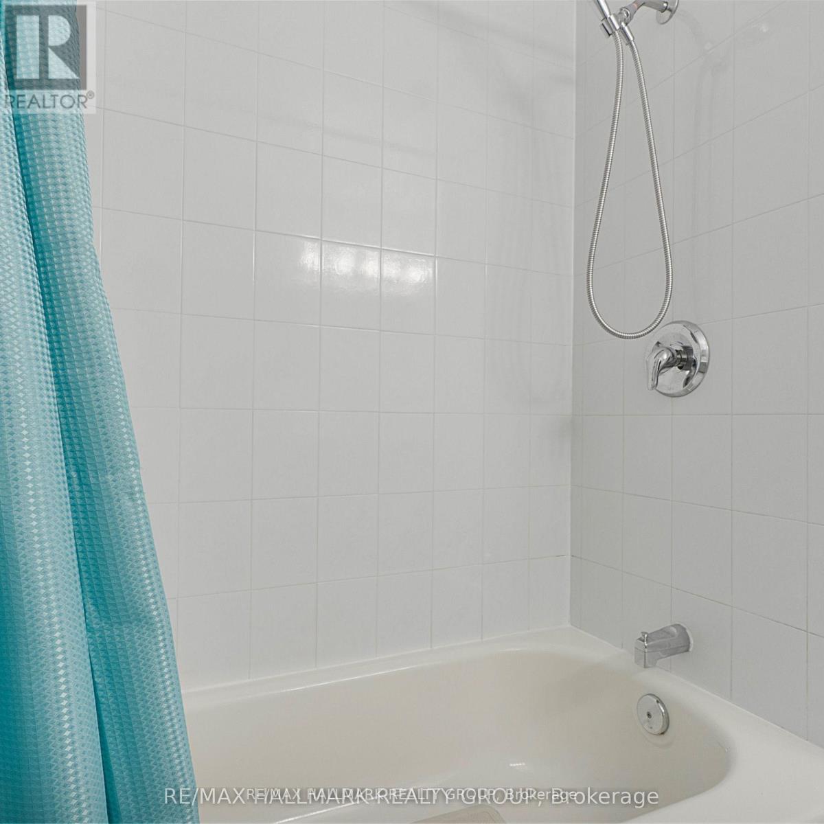 93 Cedarock Drive, Ottawa, Ontario  K2M 2H5 - Photo 21 - X12638246