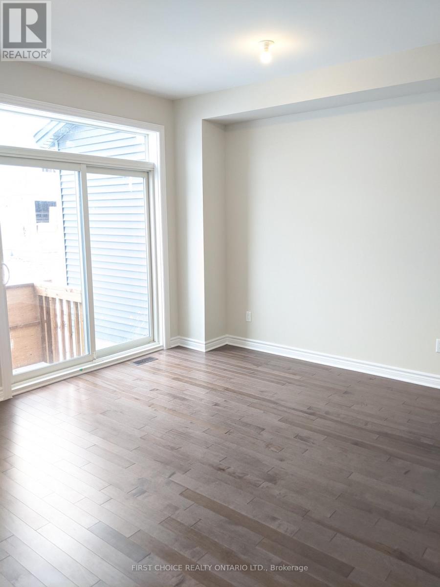 3961 Kelly Farm Drive, Ottawa, Ontario  K1T 0R7 - Photo 10 - X12638292