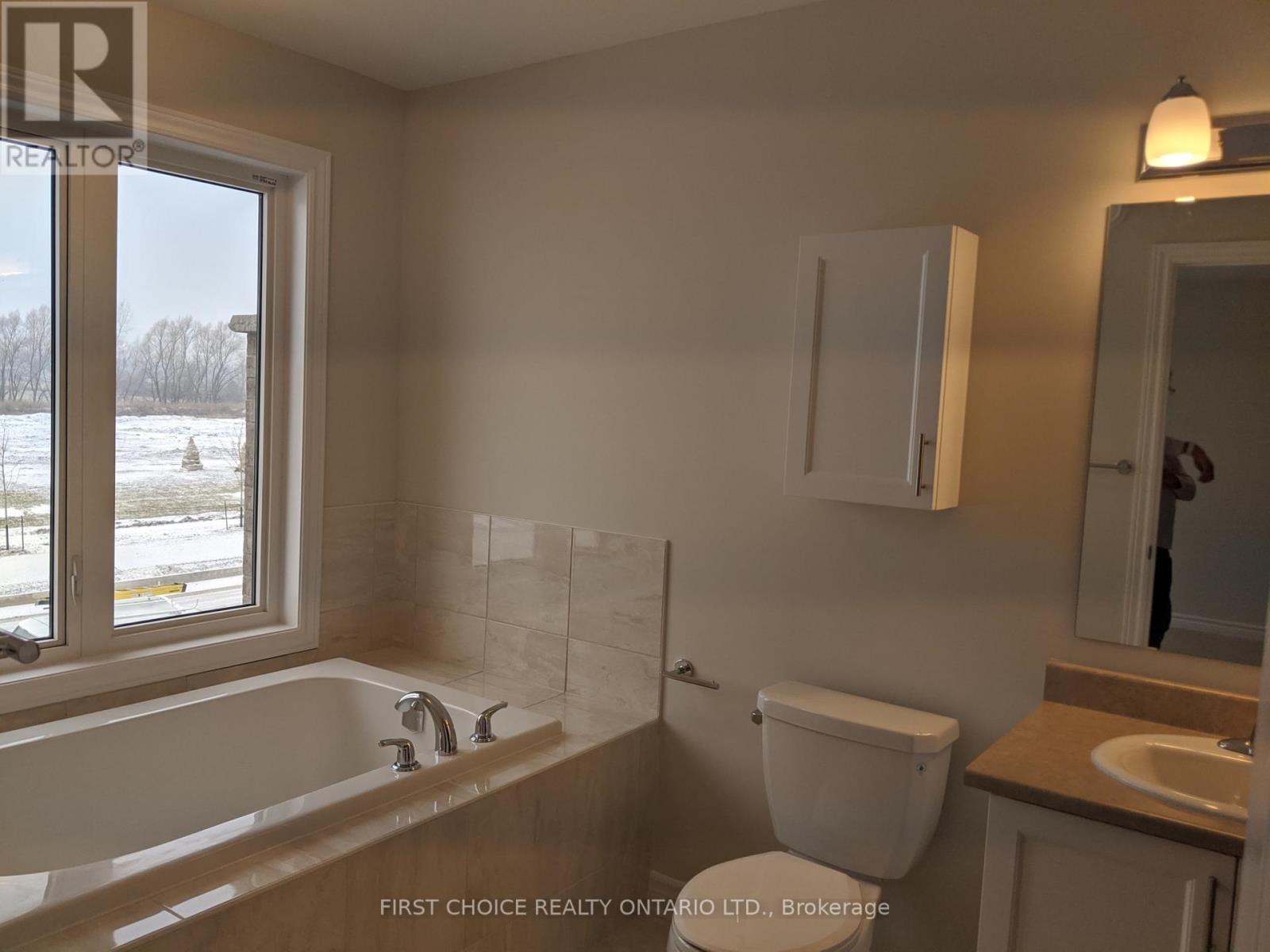 3961 Kelly Farm Drive, Ottawa, Ontario  K1T 0R7 - Photo 23 - X12638292