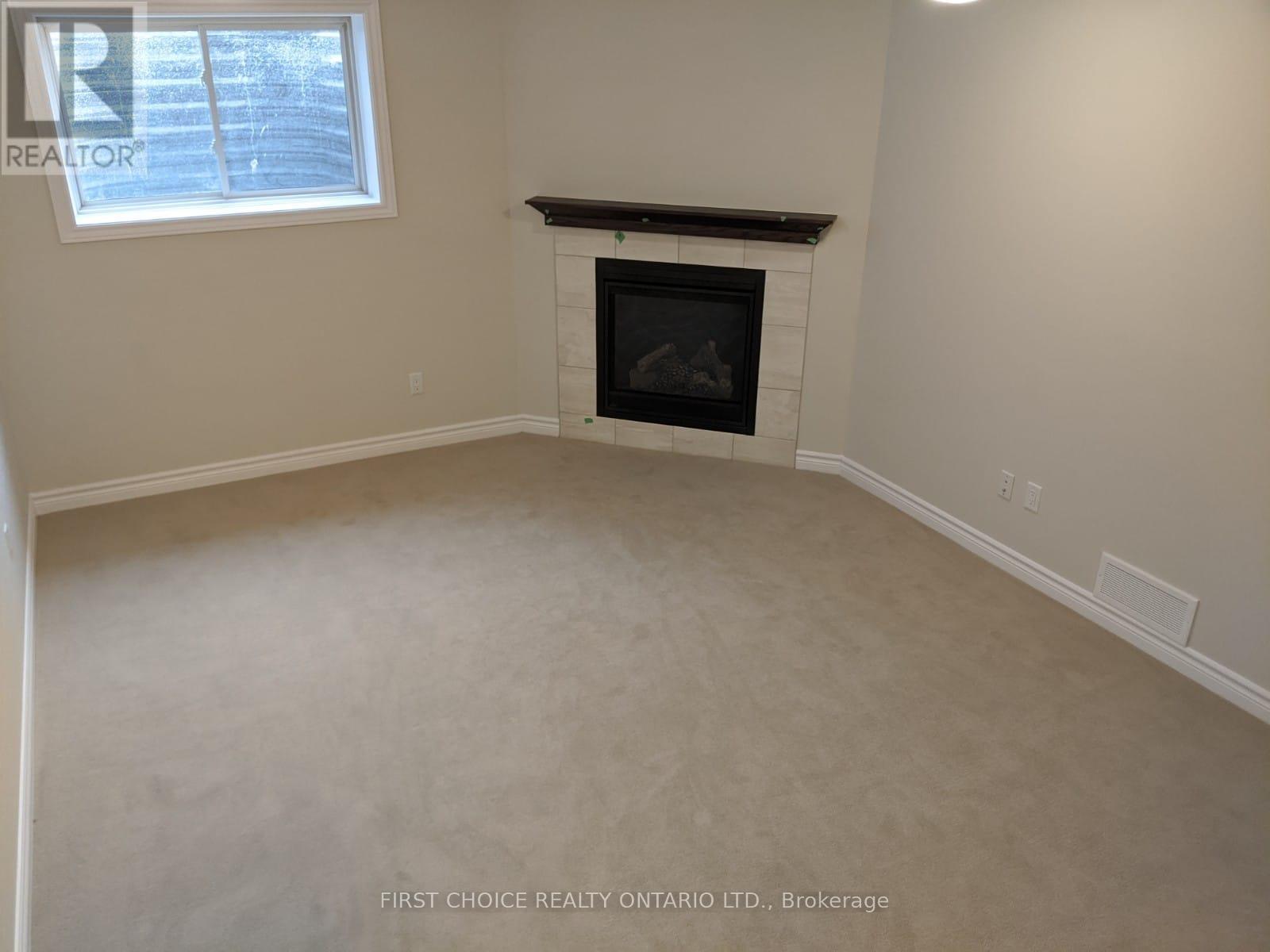 3961 Kelly Farm Drive, Ottawa, Ontario  K1T 0R7 - Photo 28 - X12638292