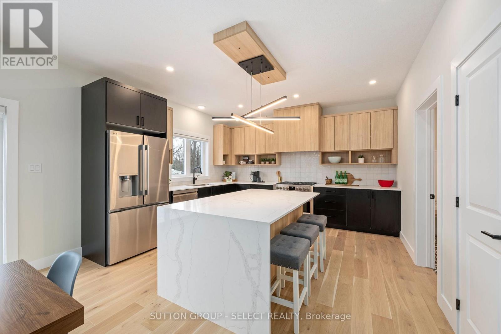 50 Royal Crescent, Southwold, Ontario  N5P 0G5 - Photo 11 - X12638240