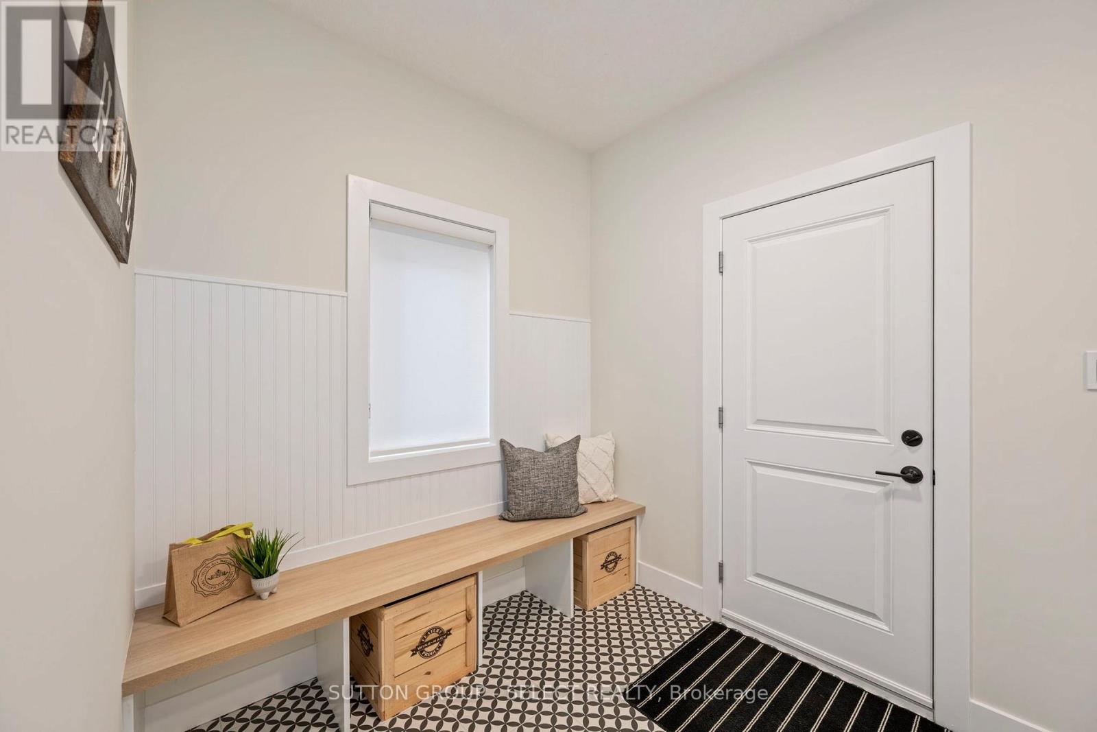 50 Royal Crescent, Southwold, Ontario  N5P 0G5 - Photo 17 - X12638240