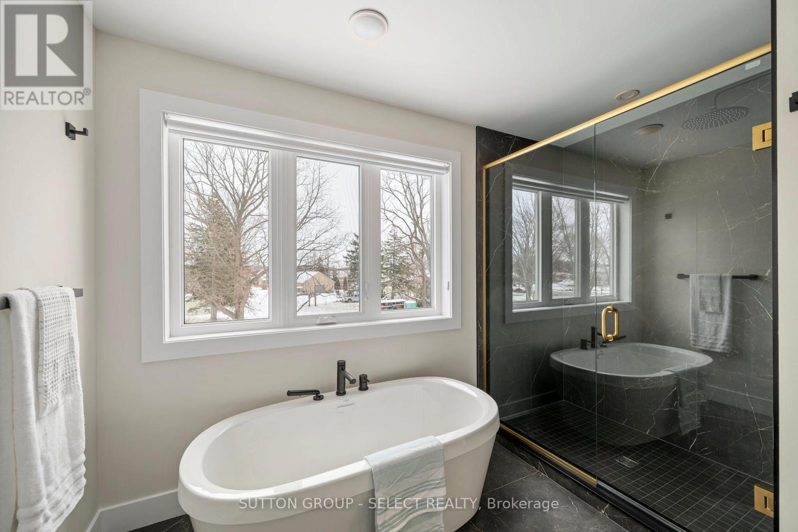 50 Royal Crescent, Southwold, Ontario  N5P 0G5 - Photo 24 - X12638240
