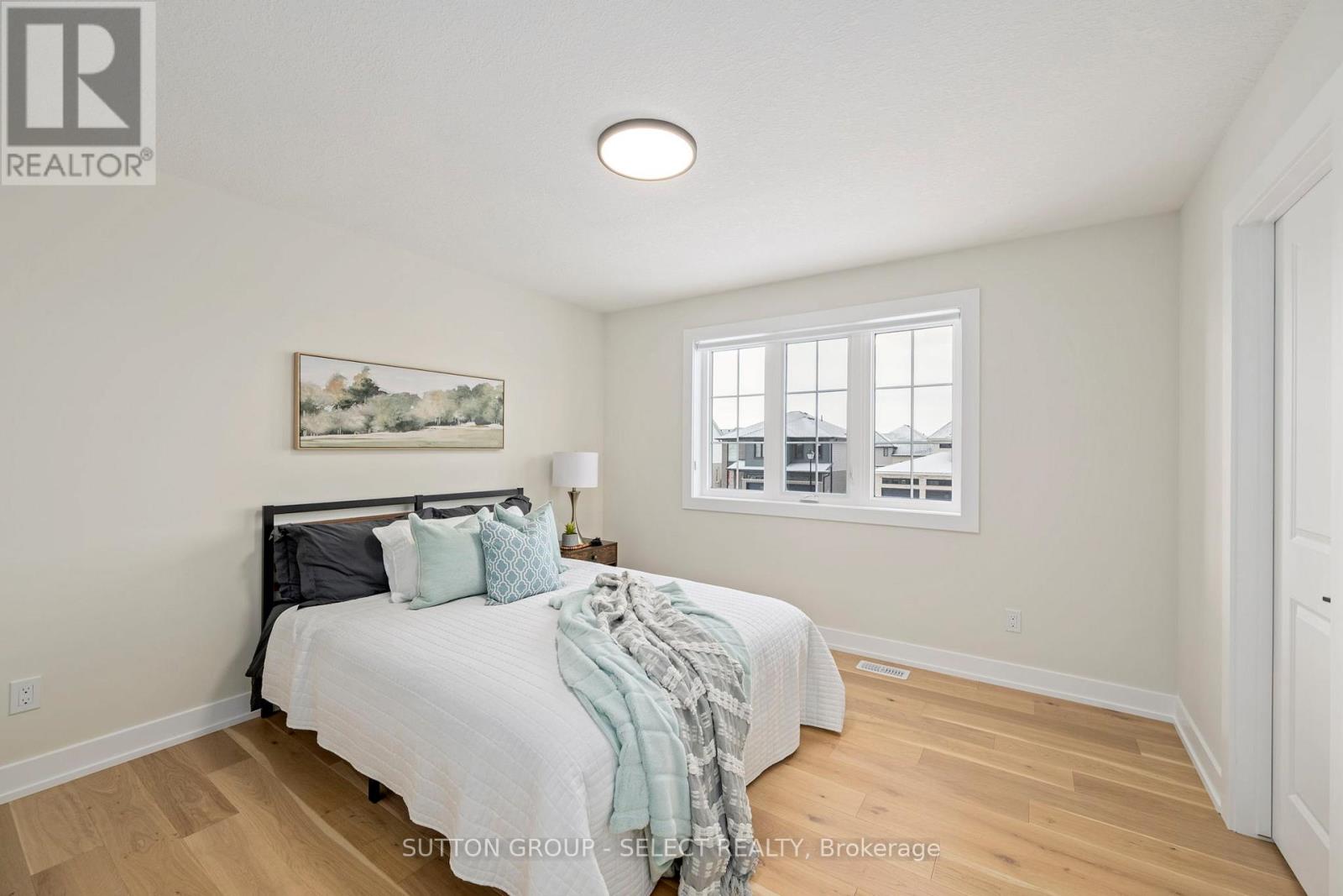 50 Royal Crescent, Southwold, Ontario  N5P 0G5 - Photo 35 - X12638240