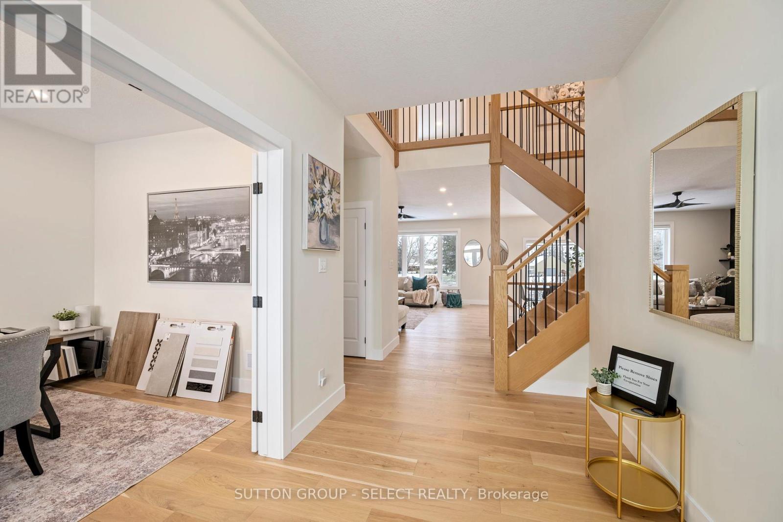 50 Royal Crescent, Southwold, Ontario  N5P 0G5 - Photo 4 - X12638240