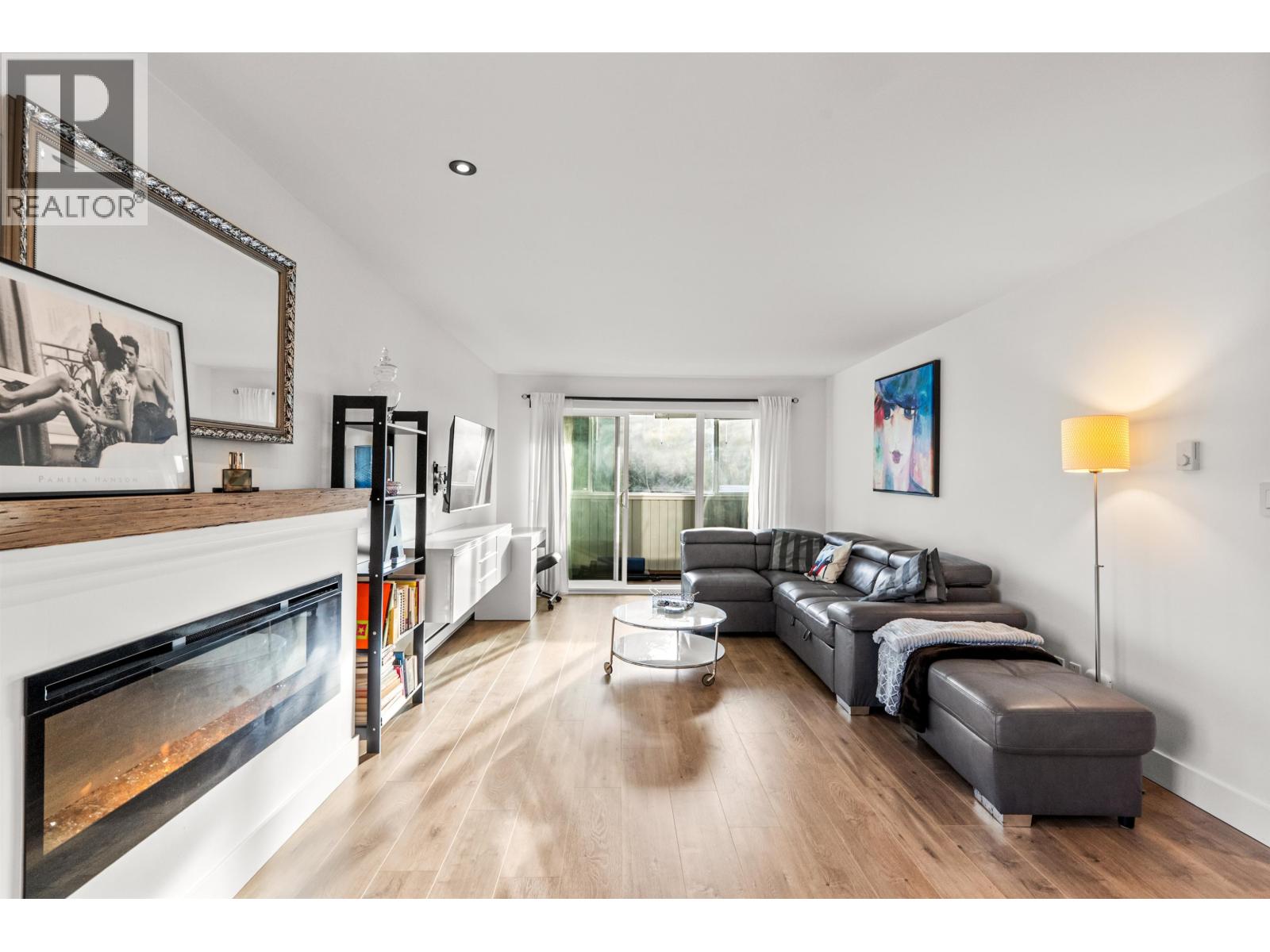 204 5553 16 Avenue, Tsawwassen, British Columbia  V4M 2H7 - Photo 4 - R3074259