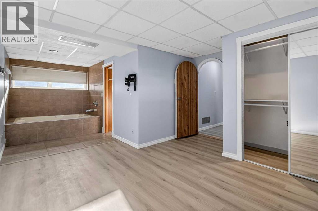 159 Pinecliff Way Ne, Calgary, Alberta  T1Y 3X2 - Photo 28 - A2273366