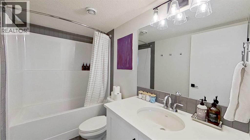 184 Emberside Place, Cochrane, Alberta  T4C 3B1 - Photo 33 - A2274583