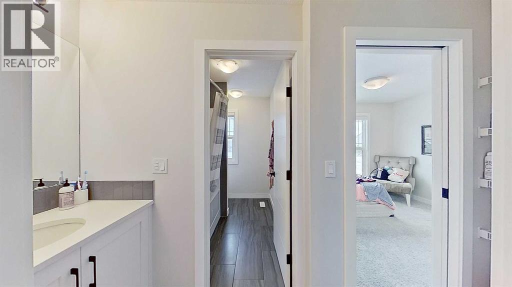 184 Emberside Place, Cochrane, Alberta  T4C 3B1 - Photo 26 - A2274583