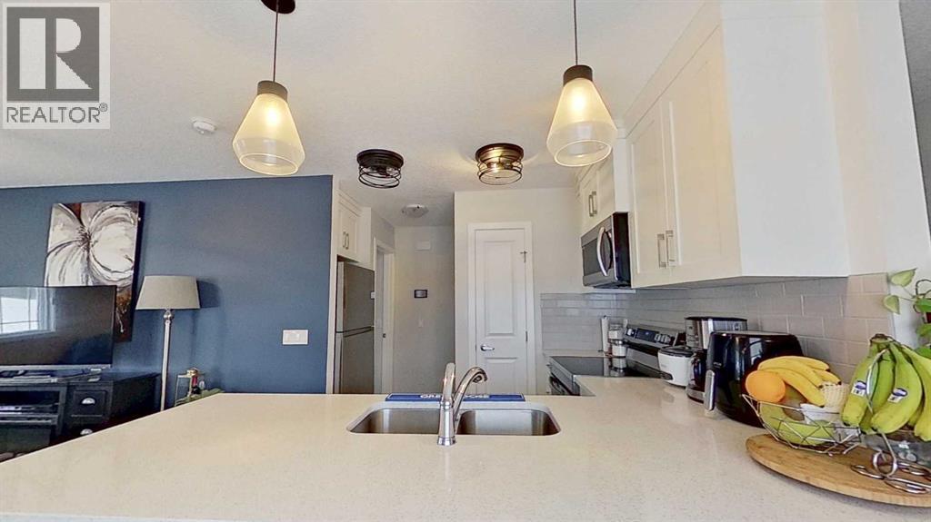 184 Emberside Place, Cochrane, Alberta  T4C 3B1 - Photo 37 - A2274583