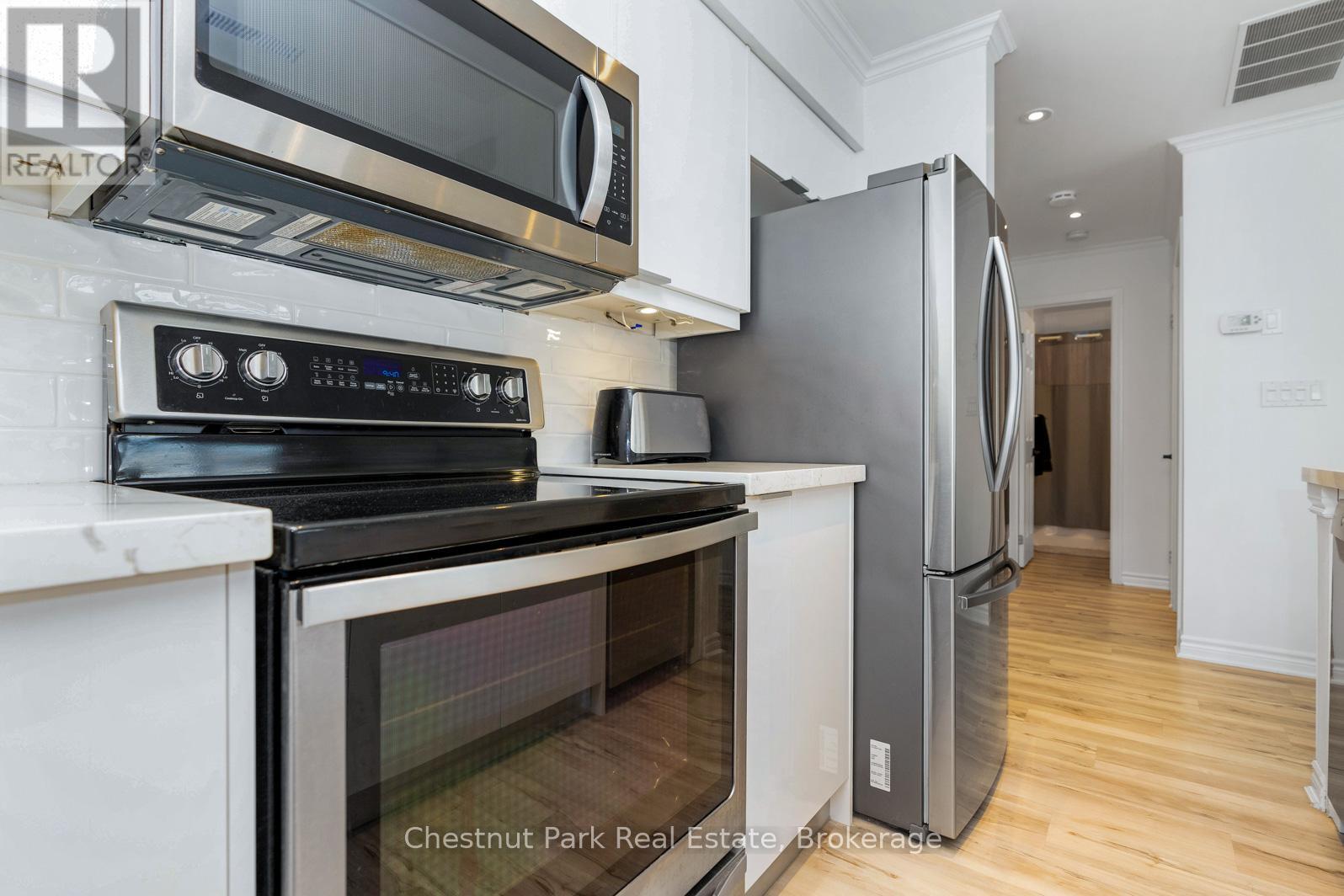 679 Johnston Park Avenue, Collingwood, Ontario L9Y 5C7 - Photo 12 - S12638208