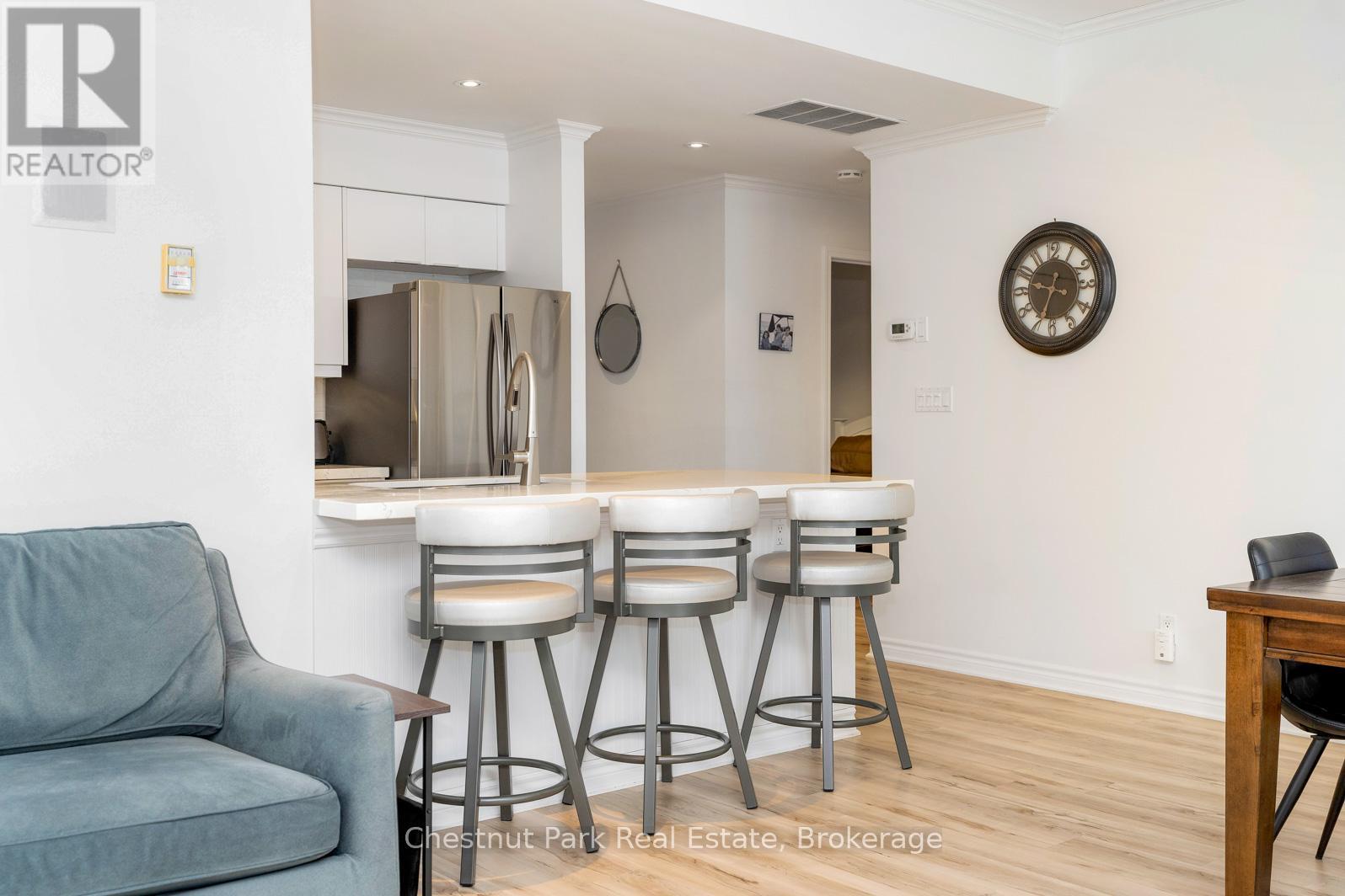 679 Johnston Park Avenue, Collingwood, Ontario L9Y 5C7 - Photo 9 - S12638208