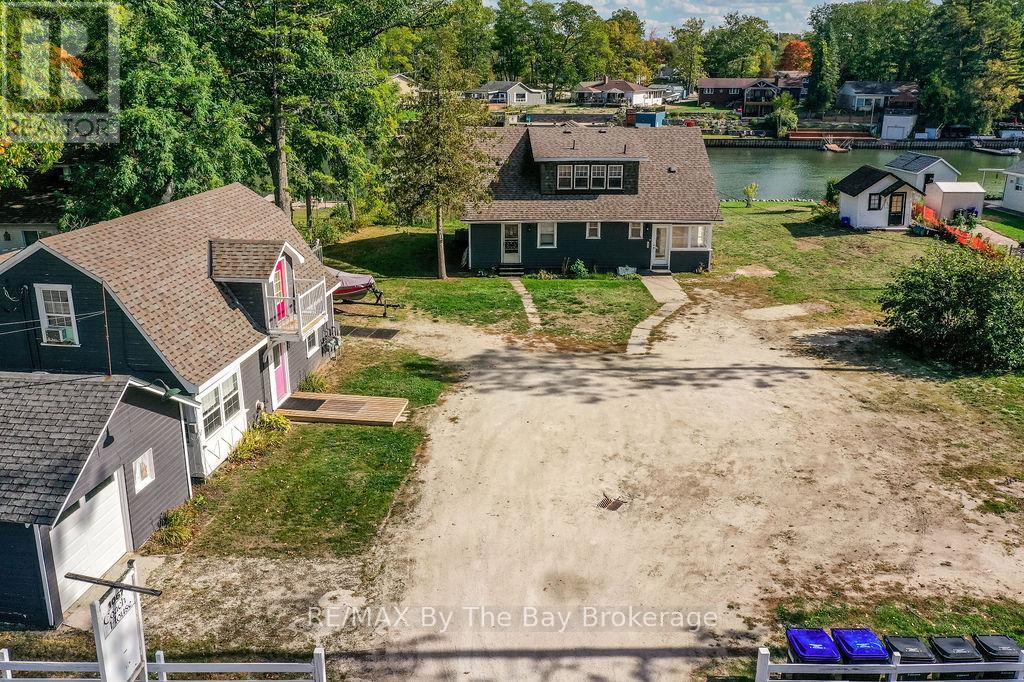 1 - 1067 Mosley Street, Wasaga Beach, Ontario L9Z 2G7 - Photo 2 - S12638350