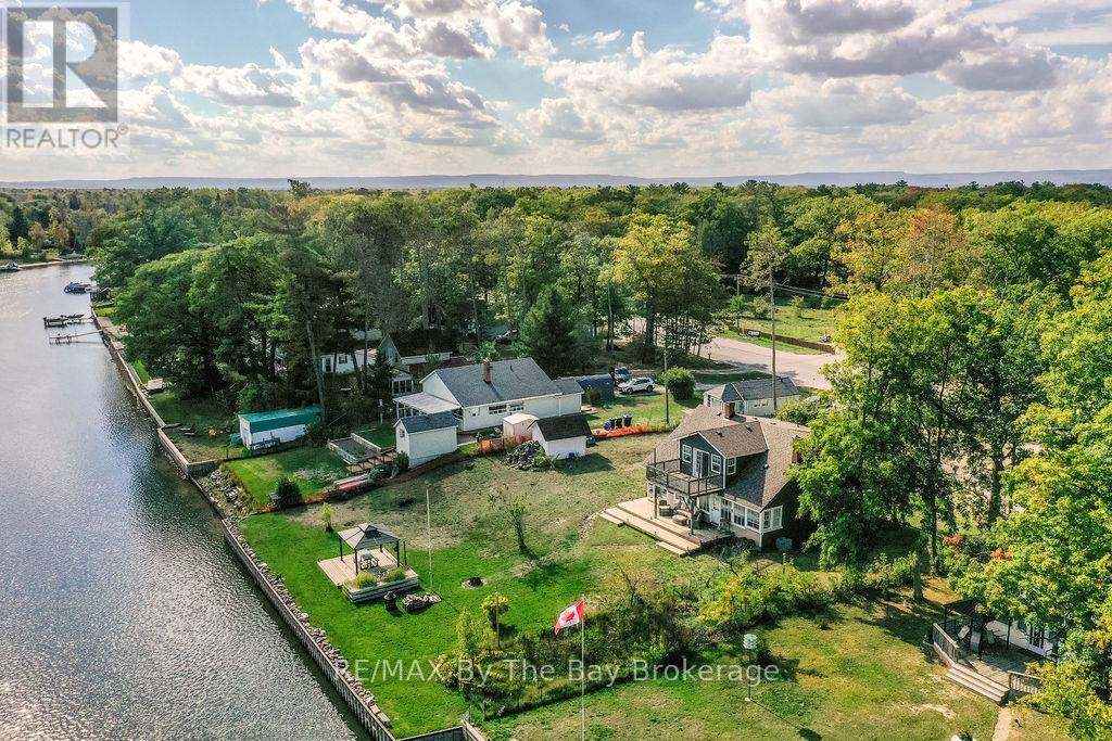 3 - 1067 Mosley Street, Wasaga Beach, Ontario L9Z 2G7 - Photo 2 - S12638356