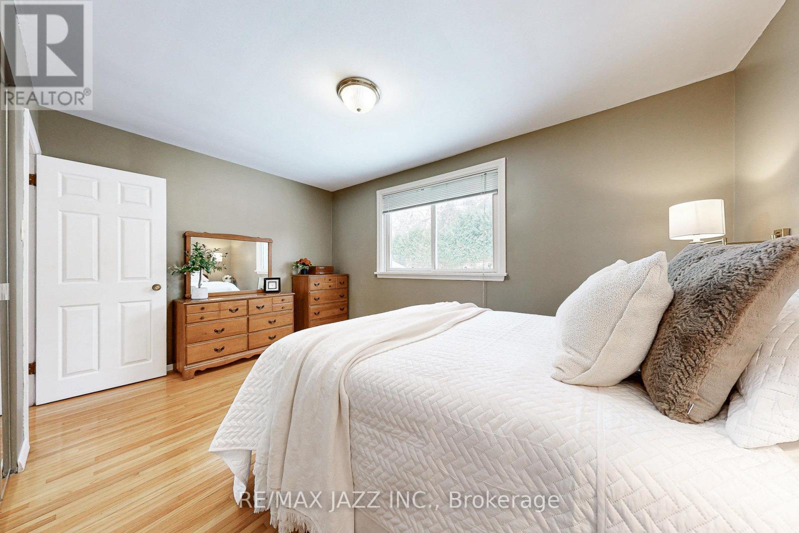 807 Annes Street, Whitby, Ontario  L1N 5K6 - Photo 22 - E12636588