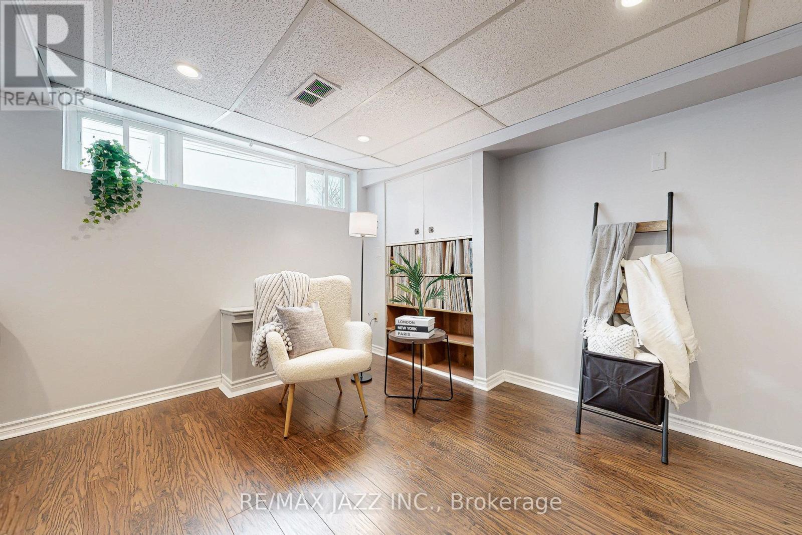 807 Annes Street, Whitby, Ontario  L1N 5K6 - Photo 32 - E12636588