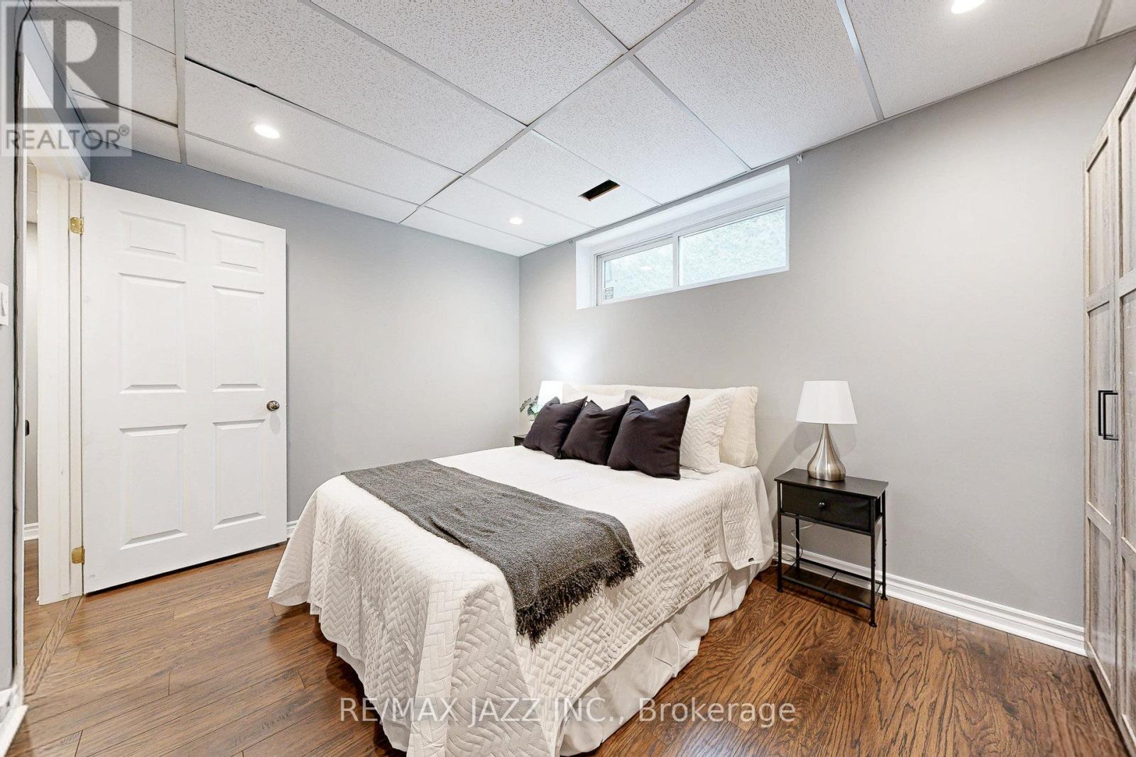 807 Annes Street, Whitby, Ontario  L1N 5K6 - Photo 40 - E12636588