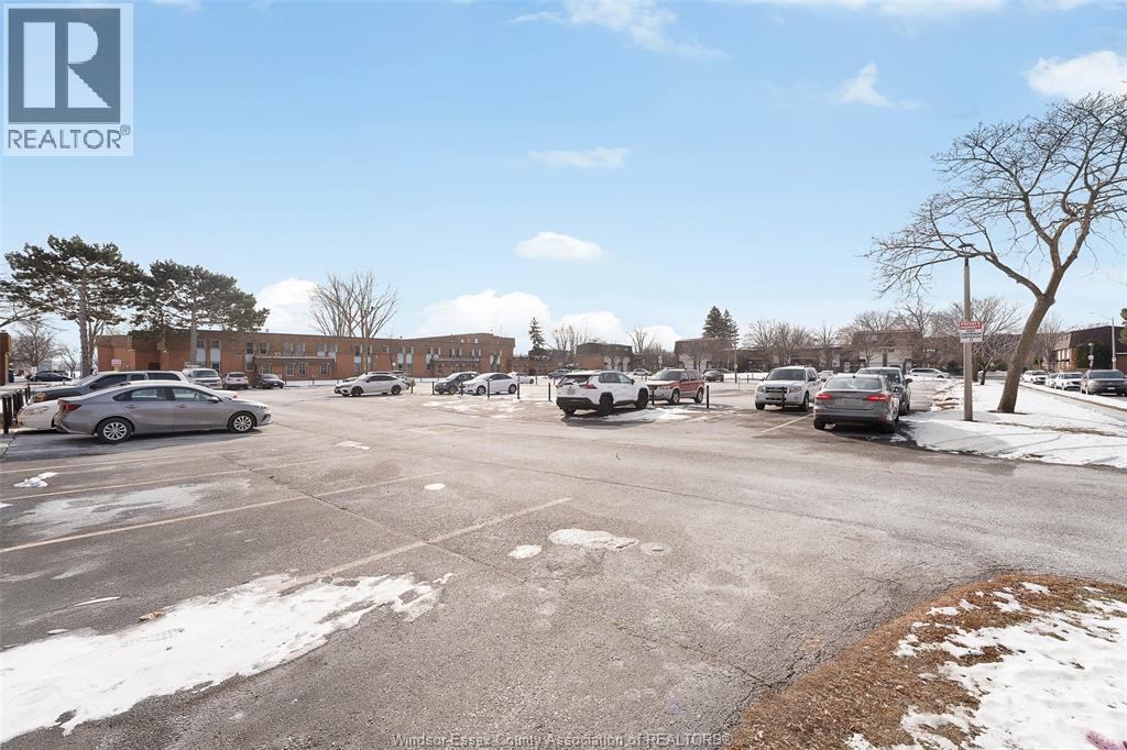 6255 Thornberry Crescent Unit# 272, Windsor, Ontario N8T 3A5 - Photo 18 - 25031752