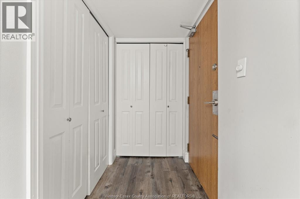 380 Pelissier Unit# 1701, Windsor, Ontario N9A 6V7 - Photo 4 - 25031533