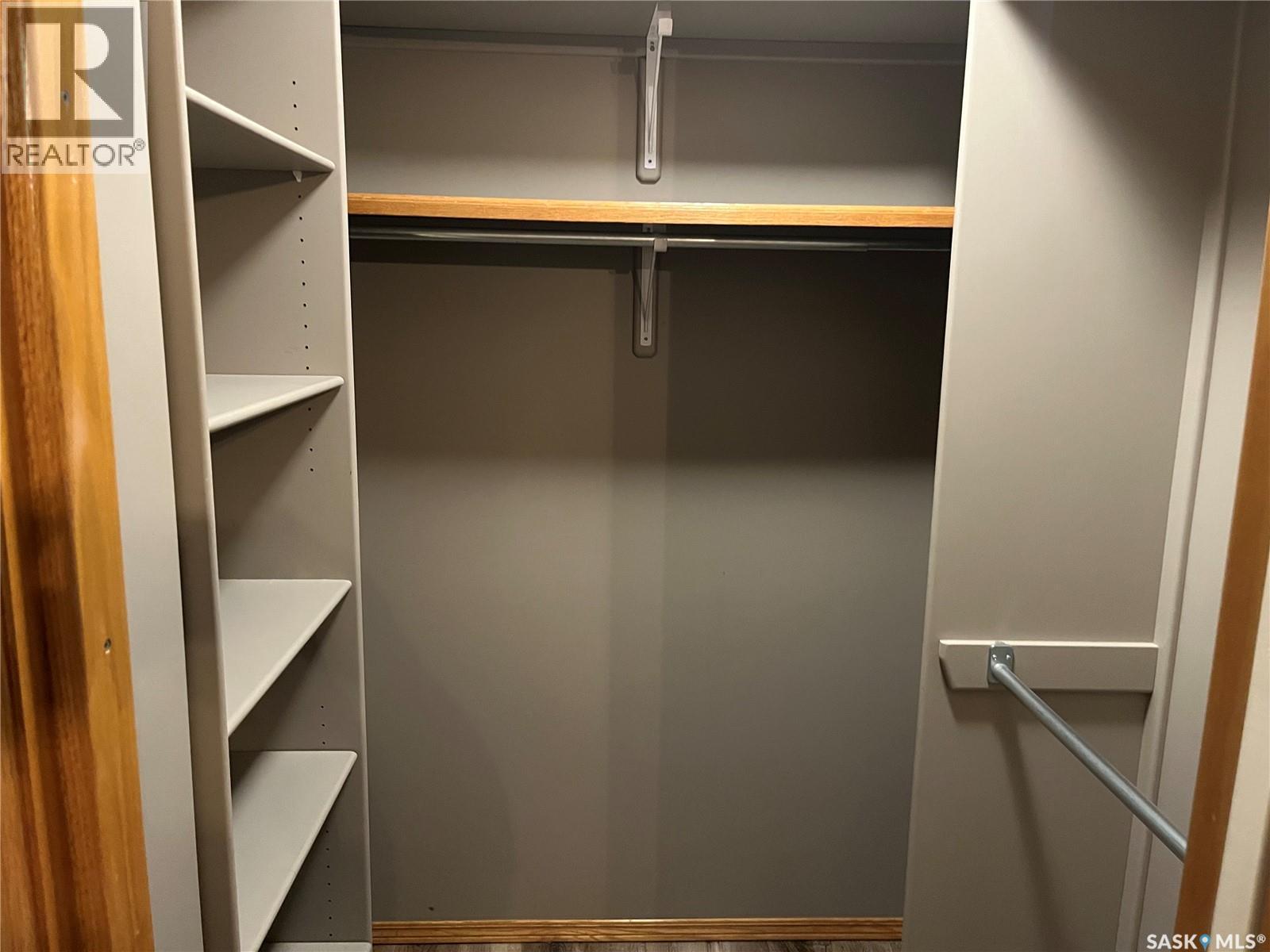 1234 Dover Avenue, Regina, Saskatchewan S4R 0L4 - Photo 16 - SK020434