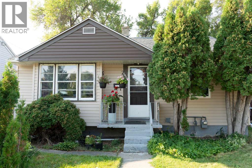 1614 5a Avenue N, Lethbridge, Alberta