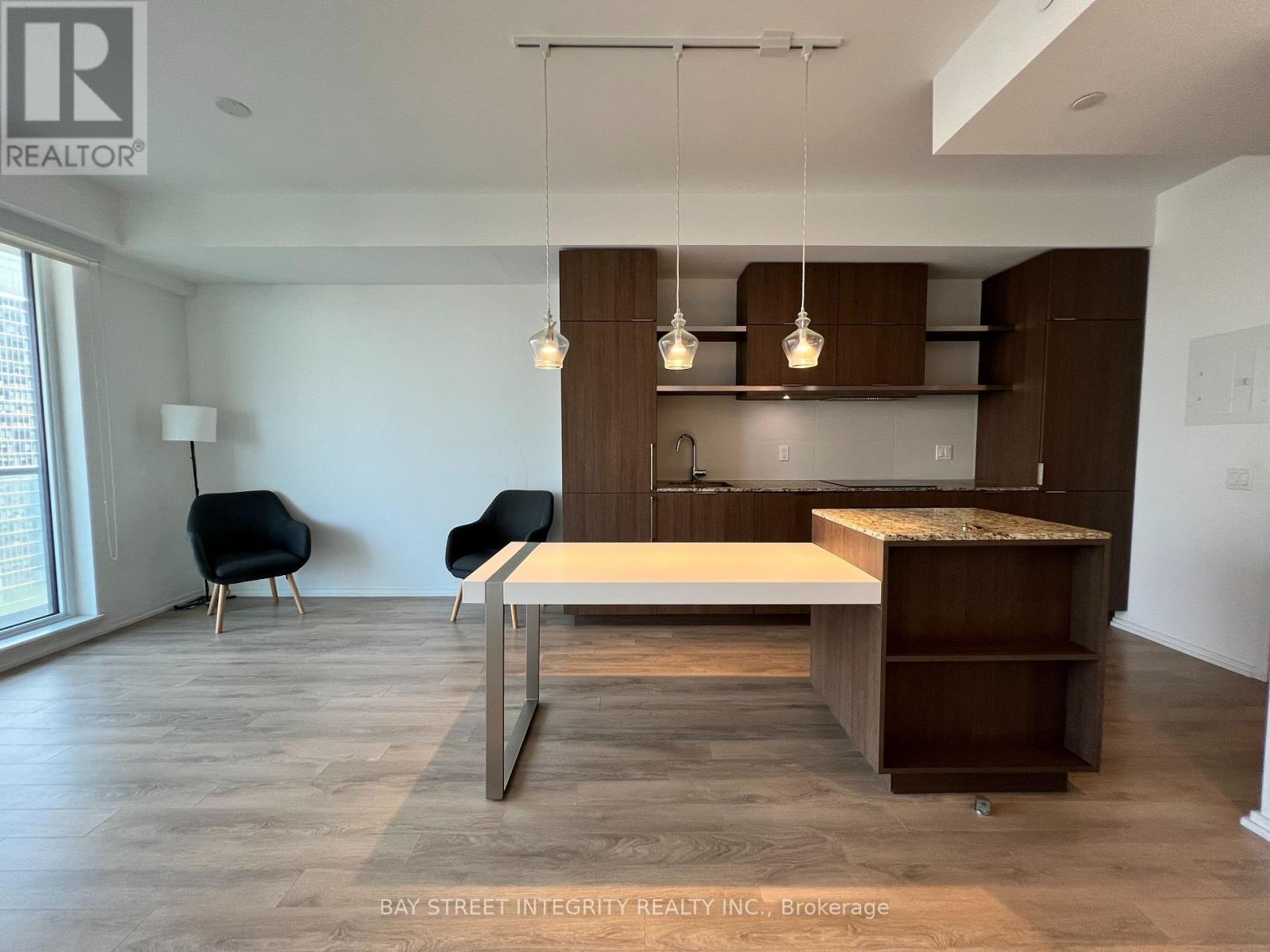 2406 - 197 Yonge Street, Toronto, Ontario  M5B 1M4 - Photo 4 - C12638272