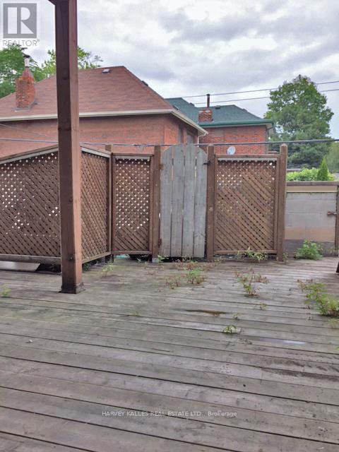 1 - 734 St Clair Avenue W, Toronto, Ontario  M6E 3H3 - Photo 13 - C12638300