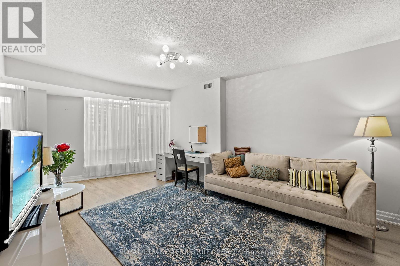 1410 - 8 Scollard Street, Toronto, Ontario  M5R 1M2 - Photo 11 - C12638306