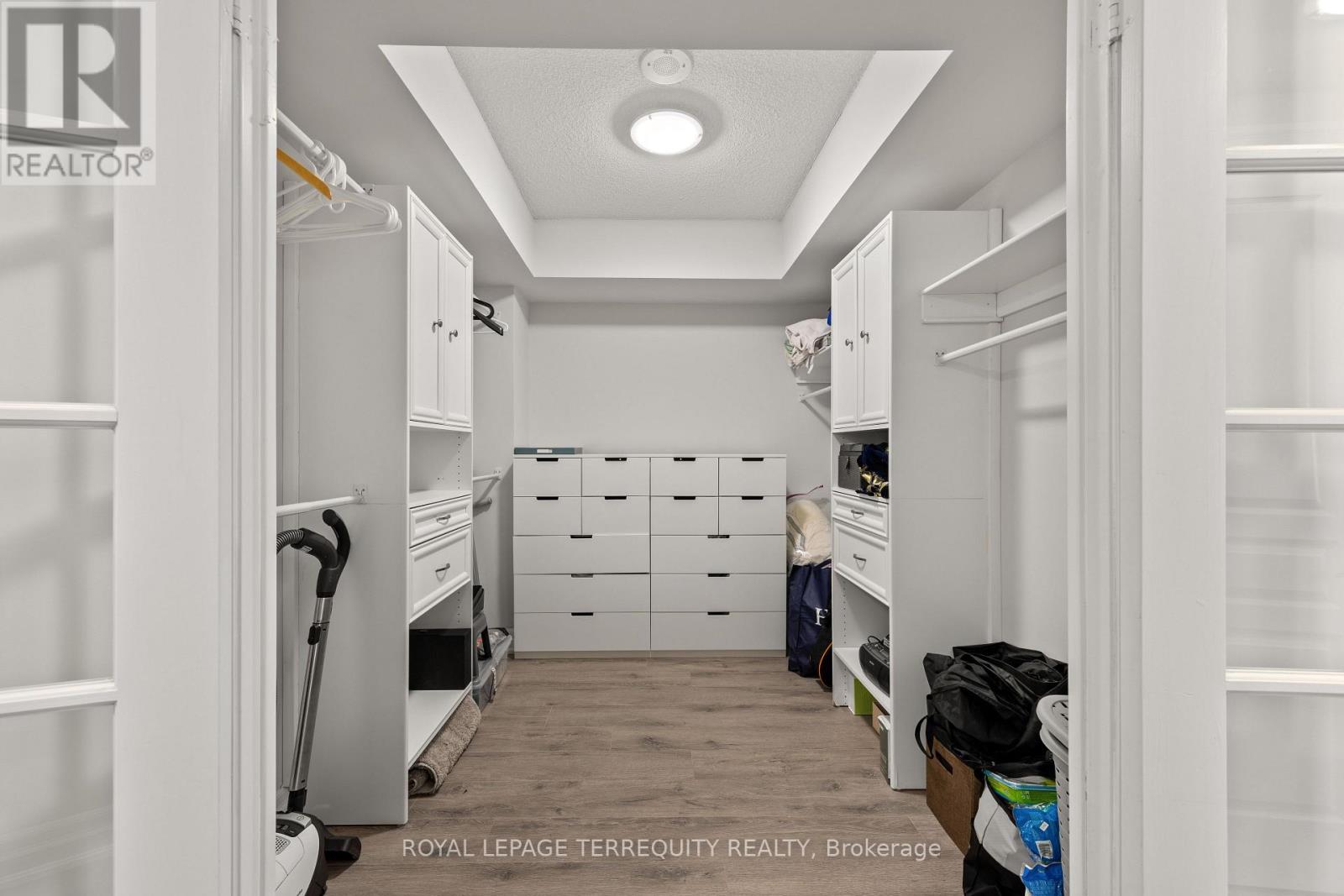 1410 - 8 Scollard Street, Toronto, Ontario  M5R 1M2 - Photo 6 - C12638306