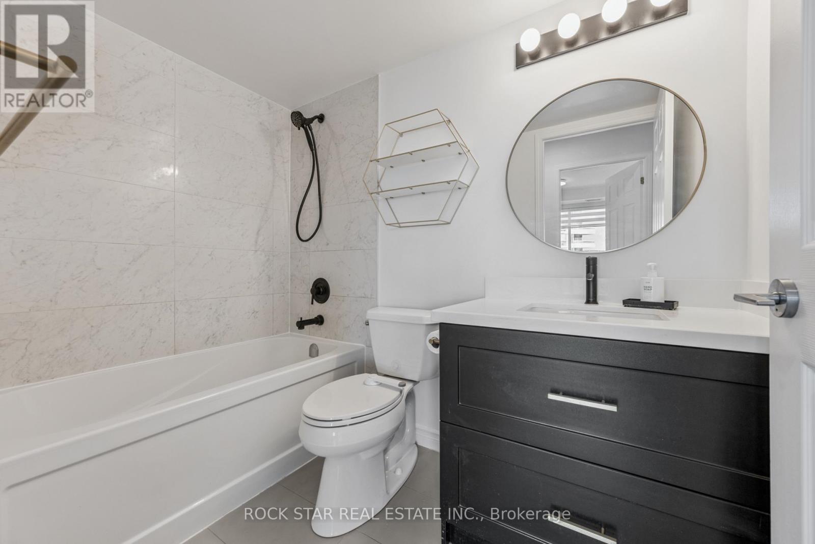 508 - 23 Lorraine Drive, Toronto, Ontario  M2N 6Z6 - Photo 17 - C12638324