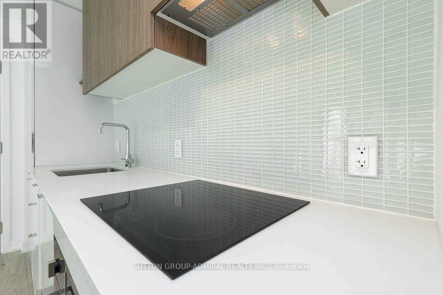 634 - 161 Roehampton Avenue, Toronto, Ontario  M4P 0C8 - Photo 6 - C12638384