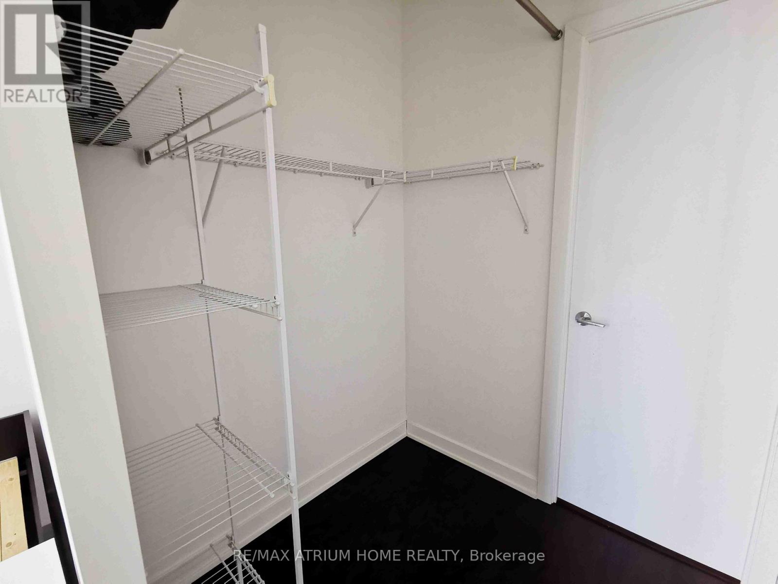 1109 - 33 Charles Street E, Toronto, Ontario  M4Y 0A2 - Photo 6 - C12638386