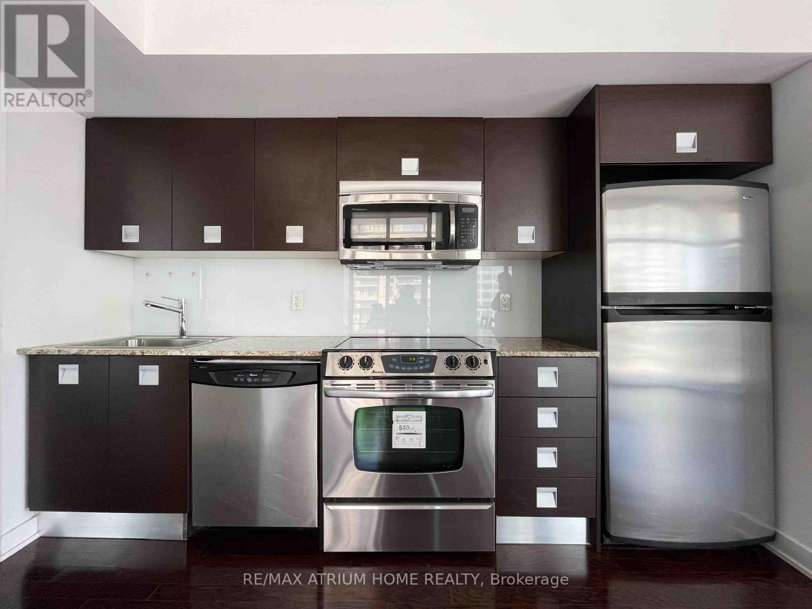 1109 - 33 Charles Street E, Toronto, Ontario  M4Y 0A2 - Photo 7 - C12638386