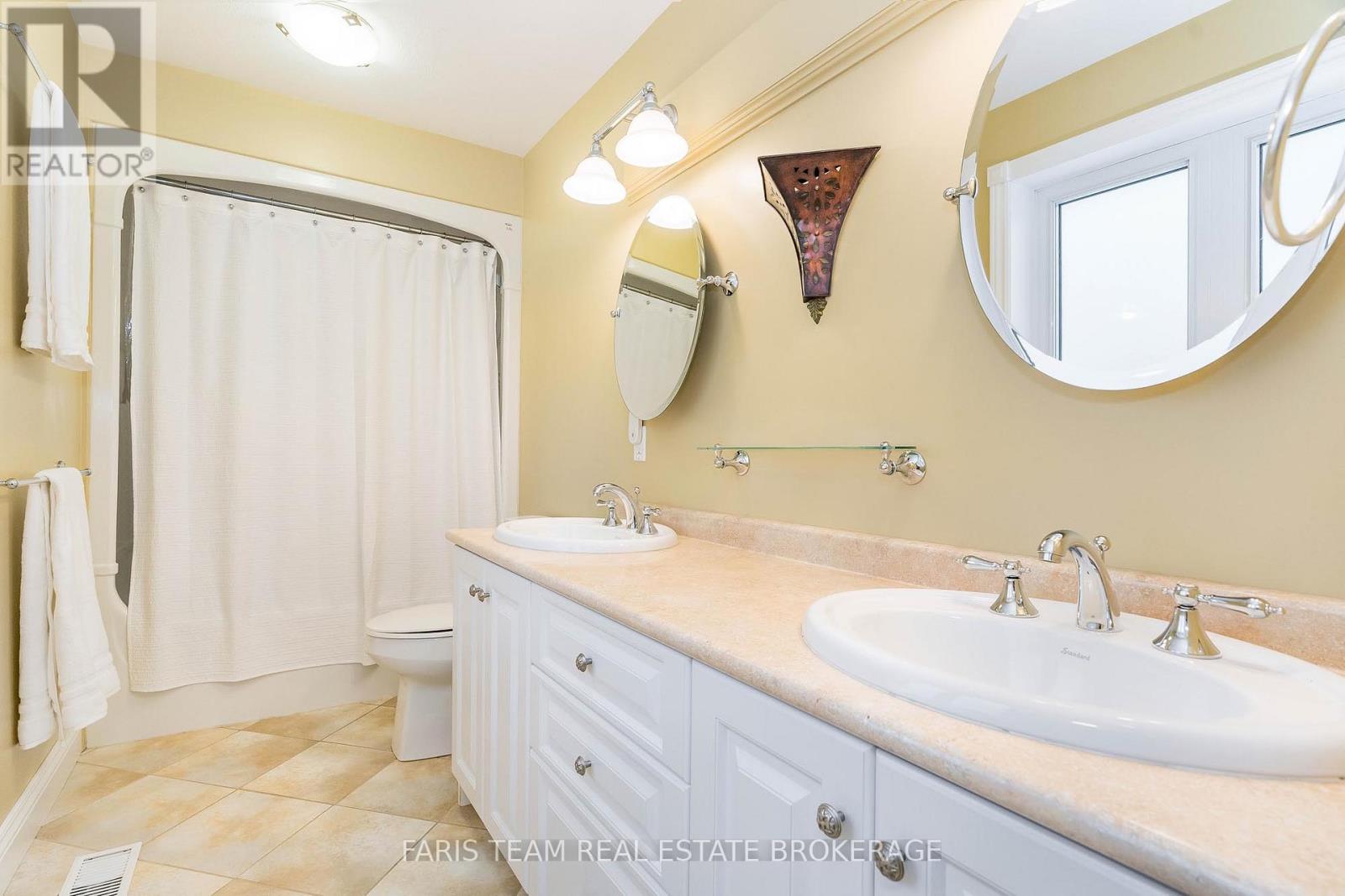 130 Concession 15 W, Tiny, Ontario  L9M 0N8 - Photo 17 - S12424833