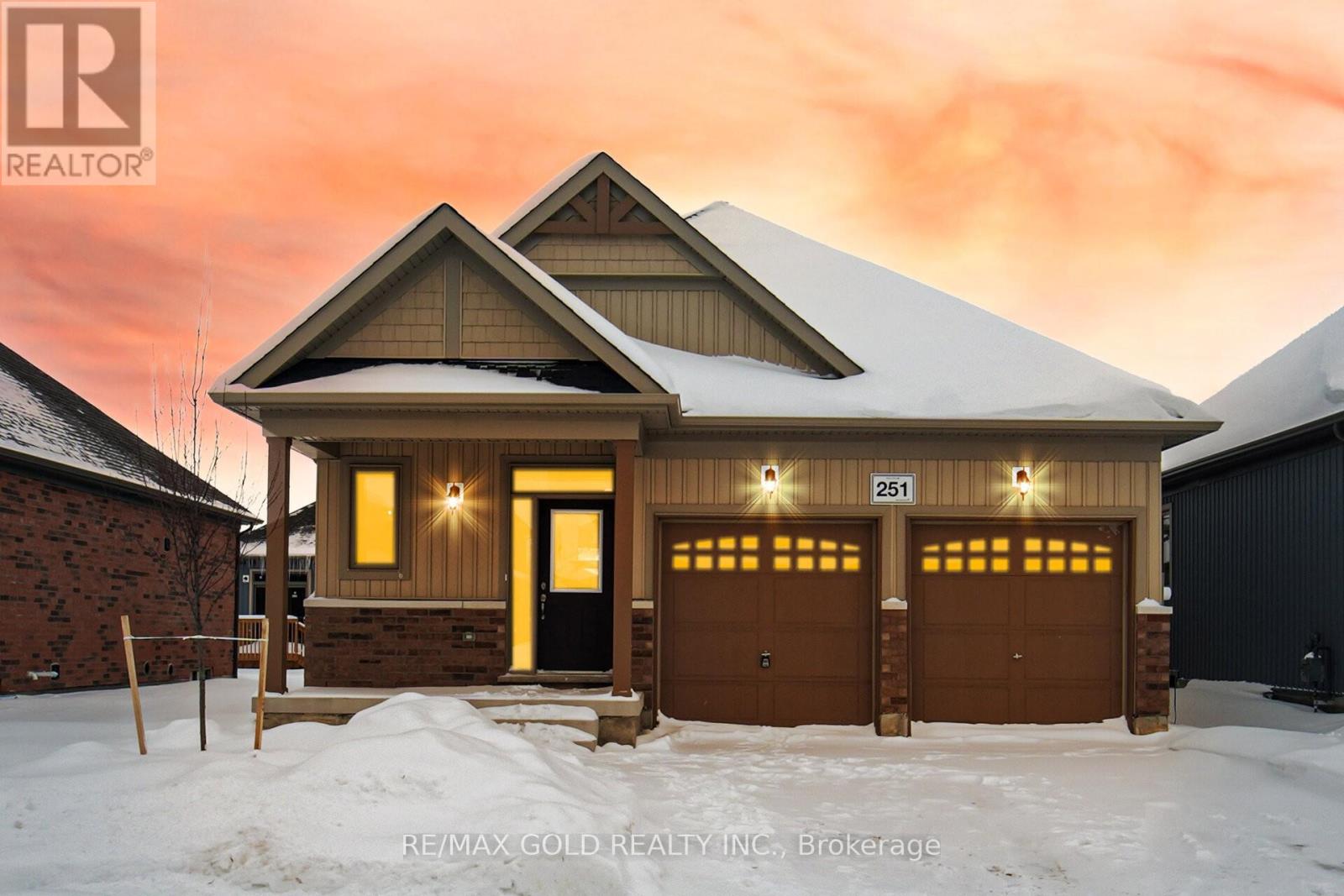 251 WILCOX DRIVE, Clearview, Ontario