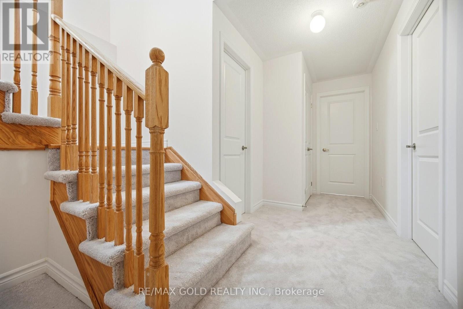 251 Wilcox Drive, Clearview, Ontario  L0M 1S0 - Photo 13 - S12632252