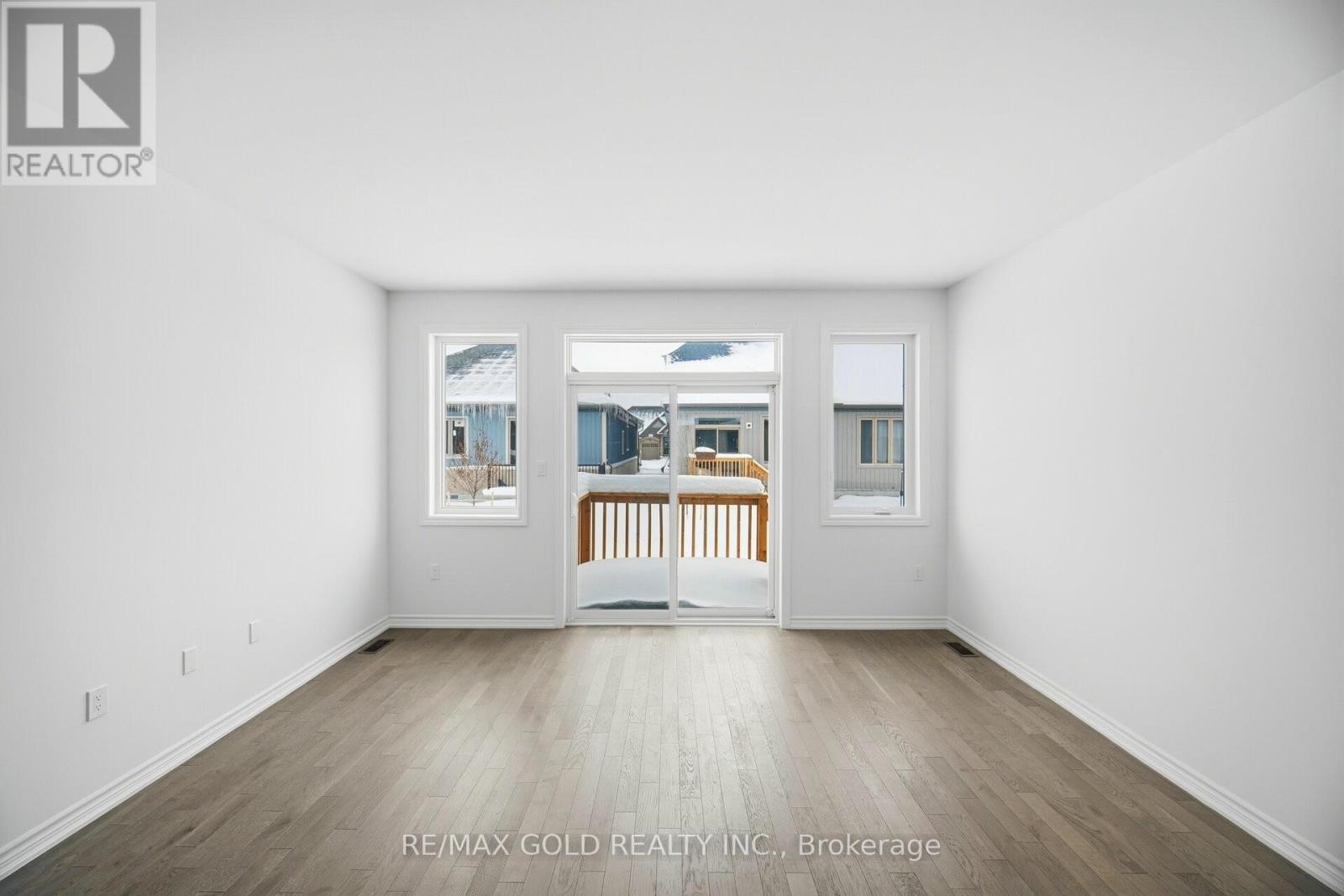 251 Wilcox Drive, Clearview, Ontario  L0M 1S0 - Photo 7 - S12632252