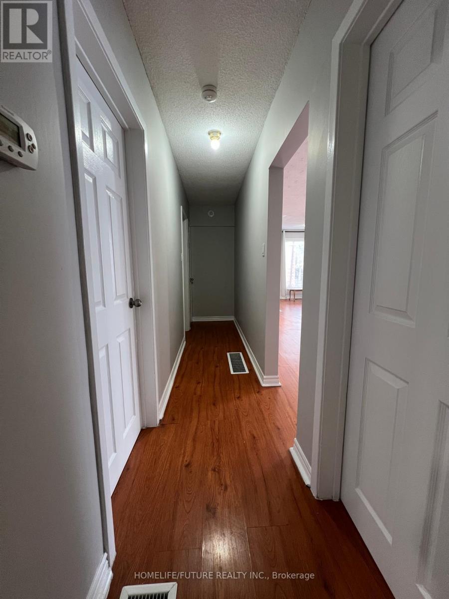 3986 Ellesmere Road, Toronto (Highland Creek), Ontario  M1C 1J2 - Photo 5 - E12638302